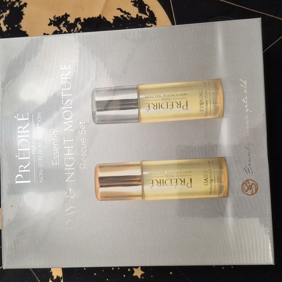 Prédiré Paris Day & Night Moisture Rescue Set - Gold - Picture 1 of 2